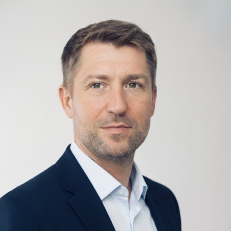 Piotr Piszkowski — CEO & Portfolio Manager, Aurora Capital